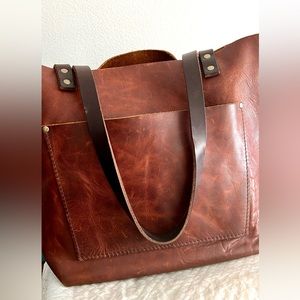 Portland Leather older Cognac Medium Classic Tote